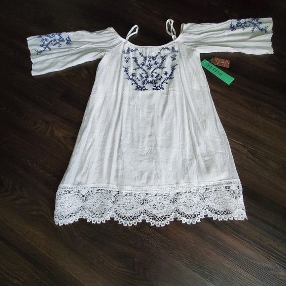 S/P Dress off the shoulder w/adjustable straps, White/Navy. - Picture 1 of 5